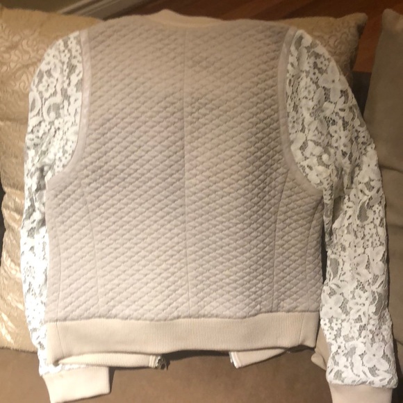 Jacket - Picture 4 of 4